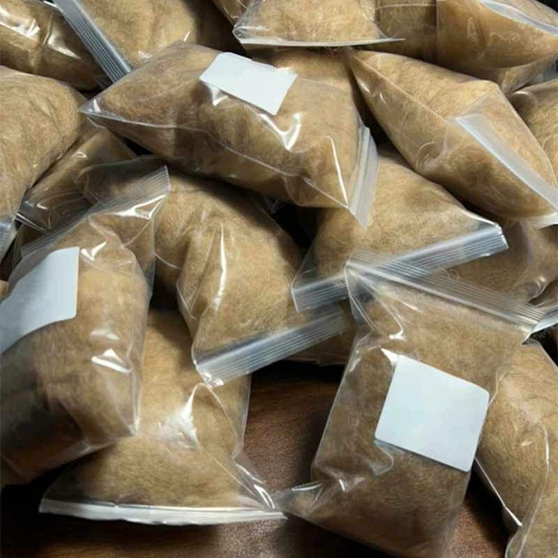 Camel Wool Oil Absorbent for Zippo Lighters (10 Bags)